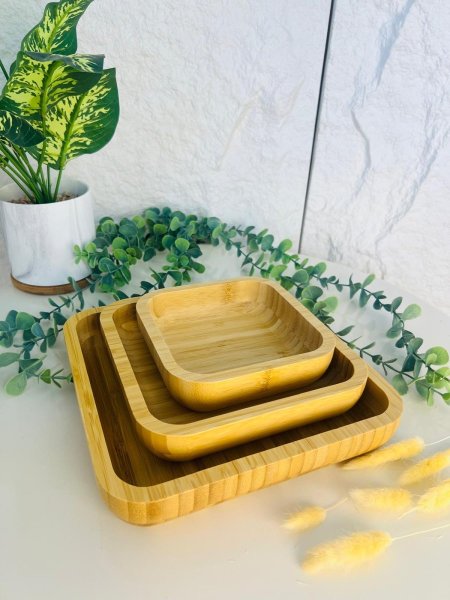 طقم مضايف خشبي مربع متعددة الاحجام والاستخدام مميز وانيق وراقي جدا لاصحاب الذوق الرفيع